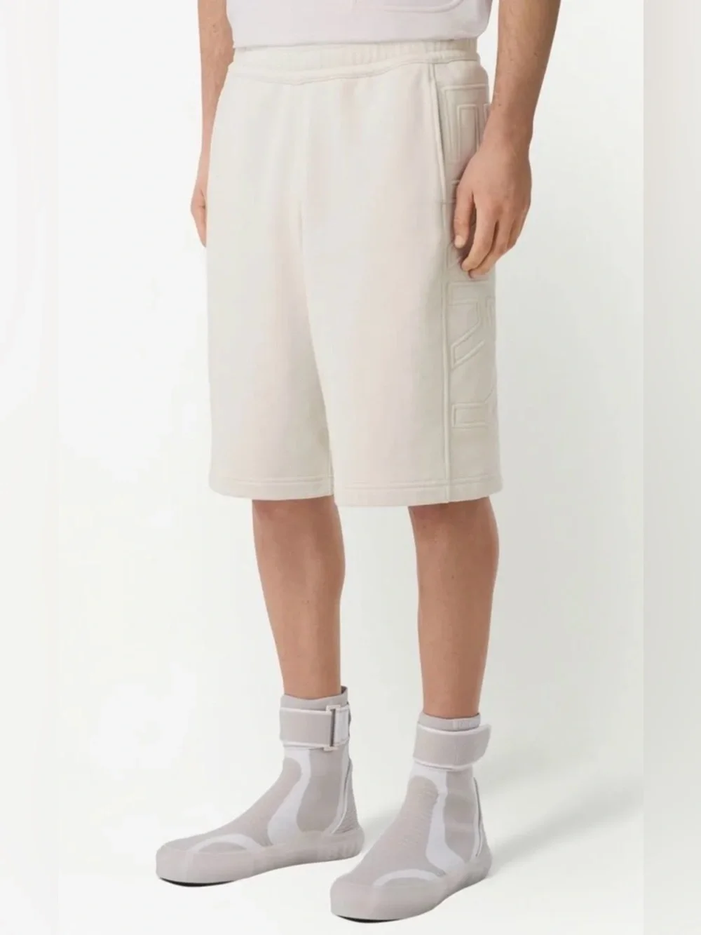 Burberry Men’s Cotton Shorts - Picture 3 of 15